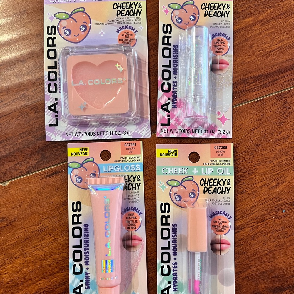 L.A. Colors Cheeky & Peachy Kids Makeup Set